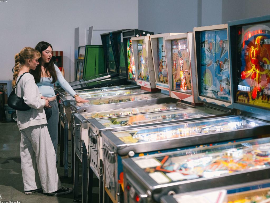 សាសនាហ្គេមក្នុងប្រវត្តិសាស្ត្រ: ការបាត់បង់និងការស្ដារឡើងវិញ